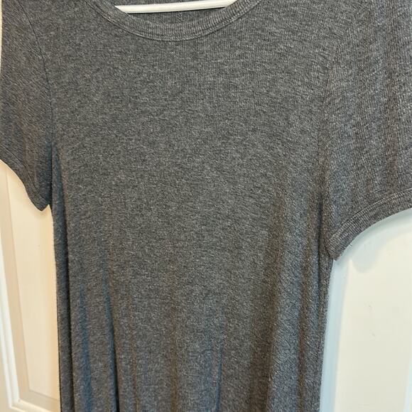 Gap Women’s‎ Short Sleeve Gray Dress Flowy Small - Picture 4 of 4